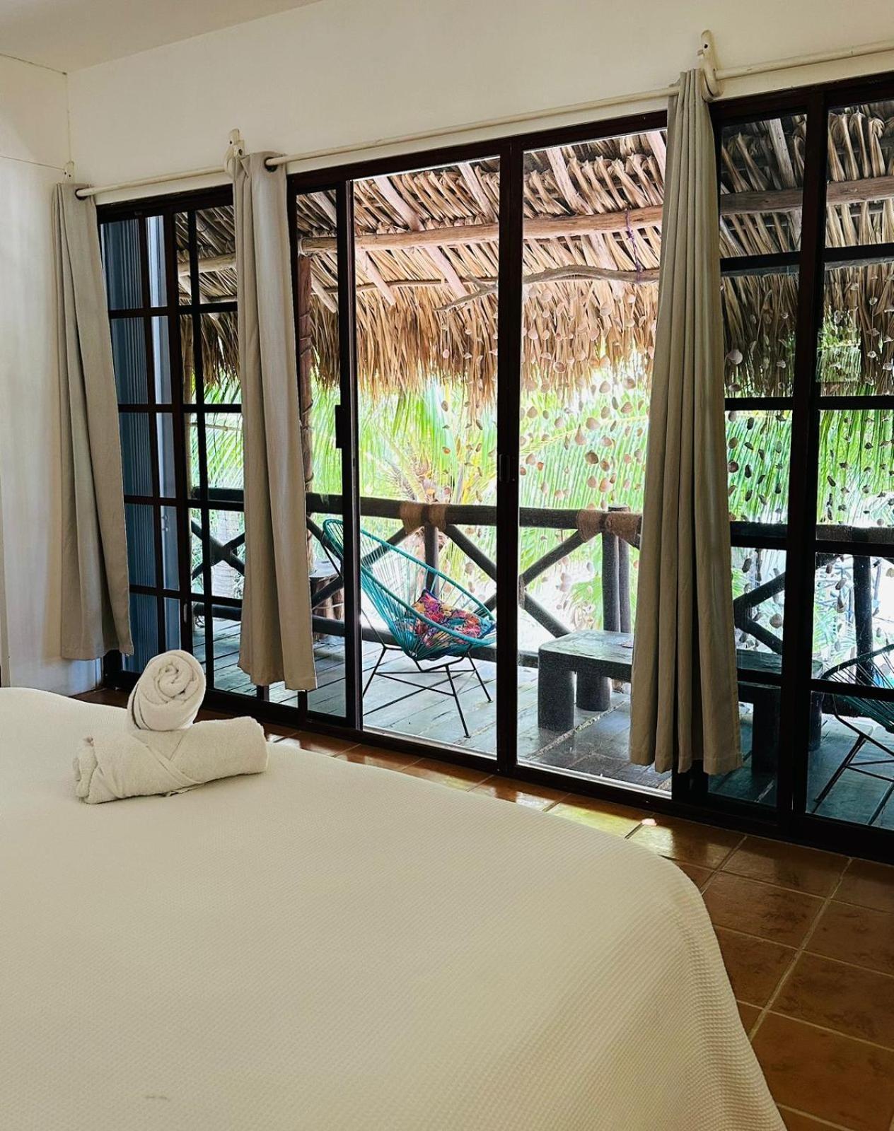 Sirenas Caribbean Rooms Holbox Exterior photo